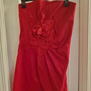 Alyn Paige 9/10, red, strapless, special occasion dress. Stunning floral design.